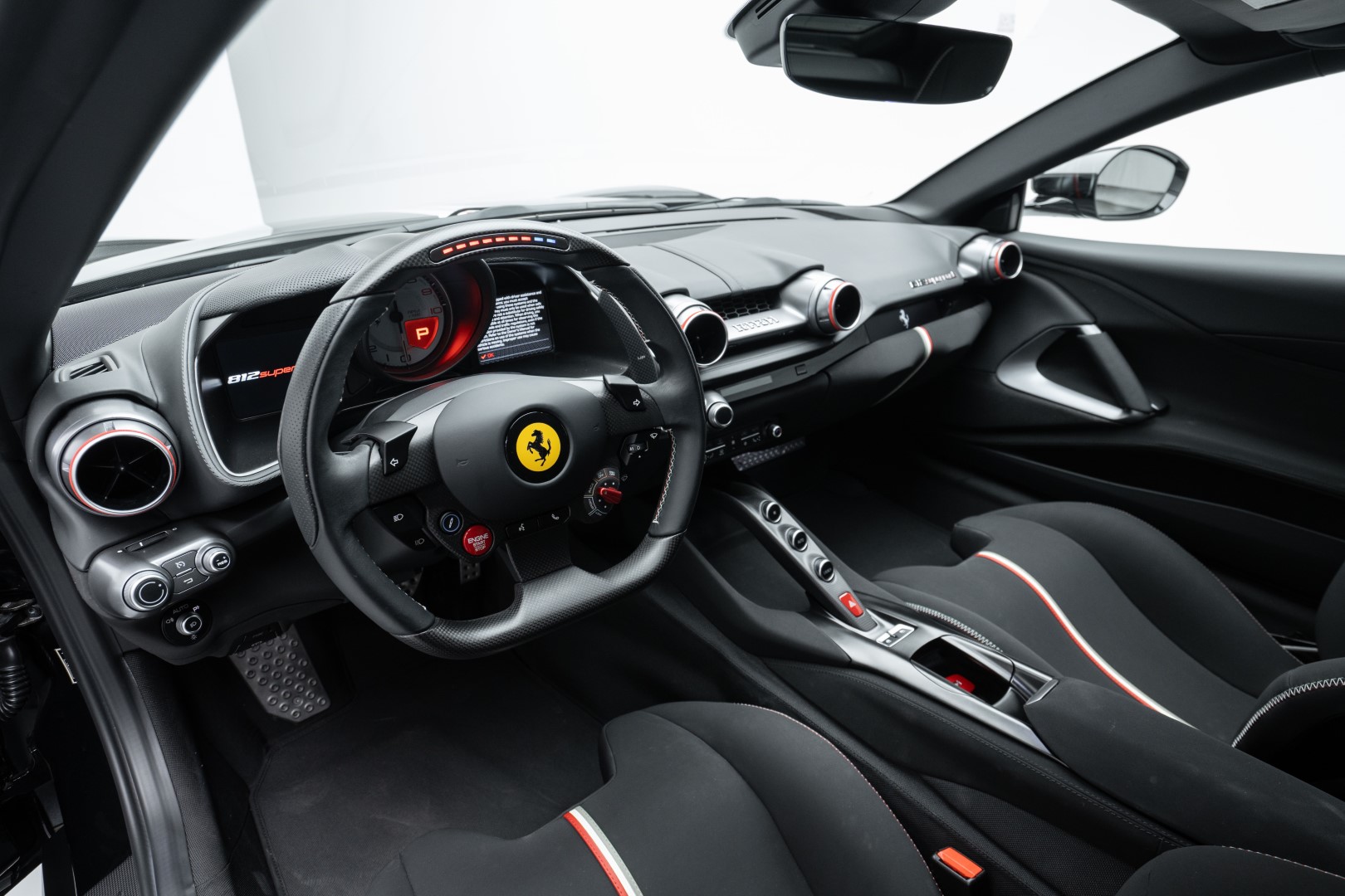 2021 FERRARI 812 SUPERFAST TAILOR MADE WITH DEALER SERVICE CONTRACT